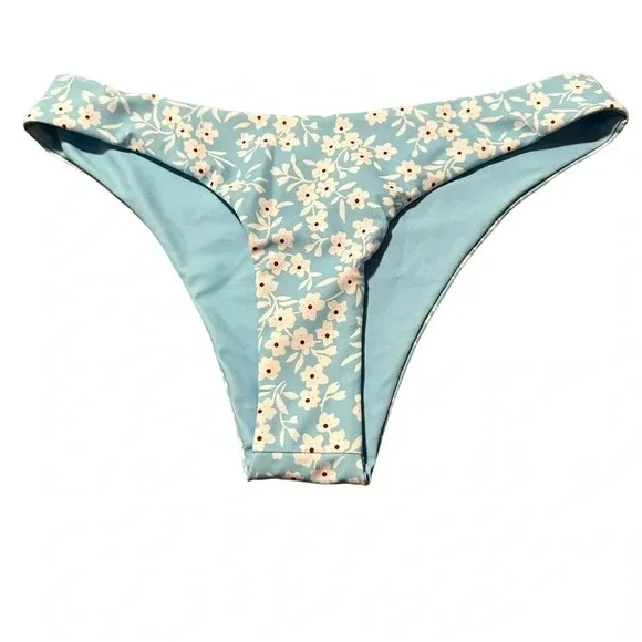 Zaful Floral Bikini Set - Size 6 - New with Tags - Light Blue - Picture 8 of 10